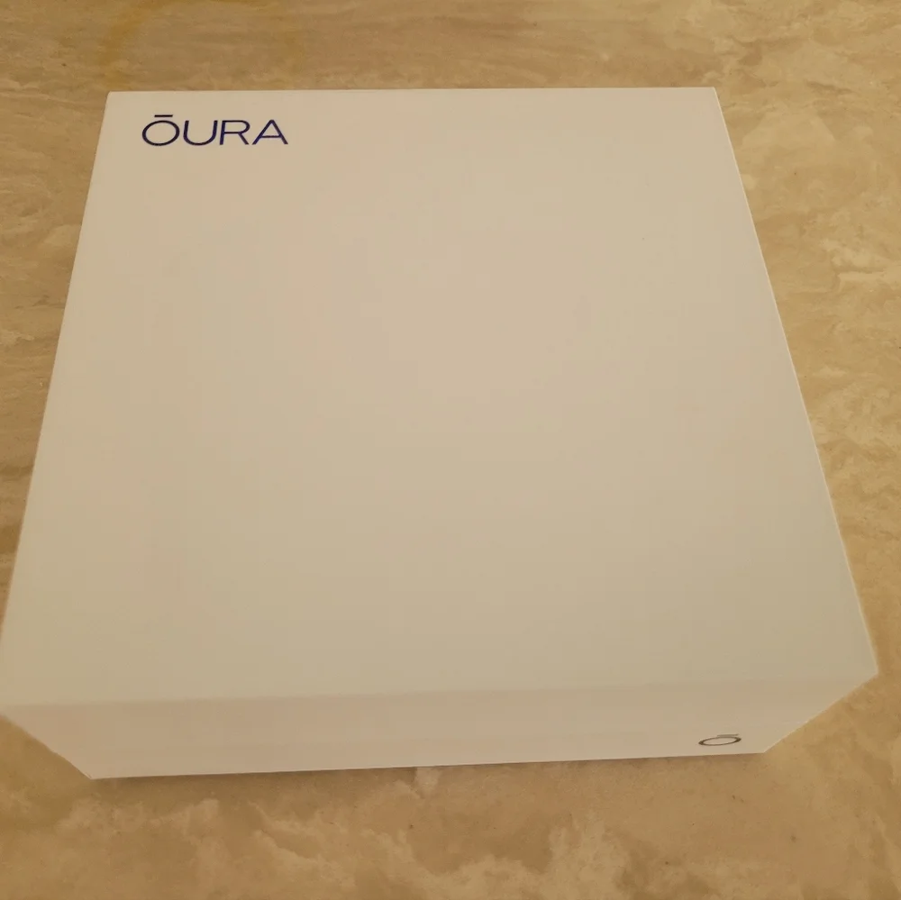 Oura Ring Gen 3 Horizon In Black, Size 9 | Like New | Box & Charger Included